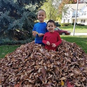 Meet your Posher, Viola